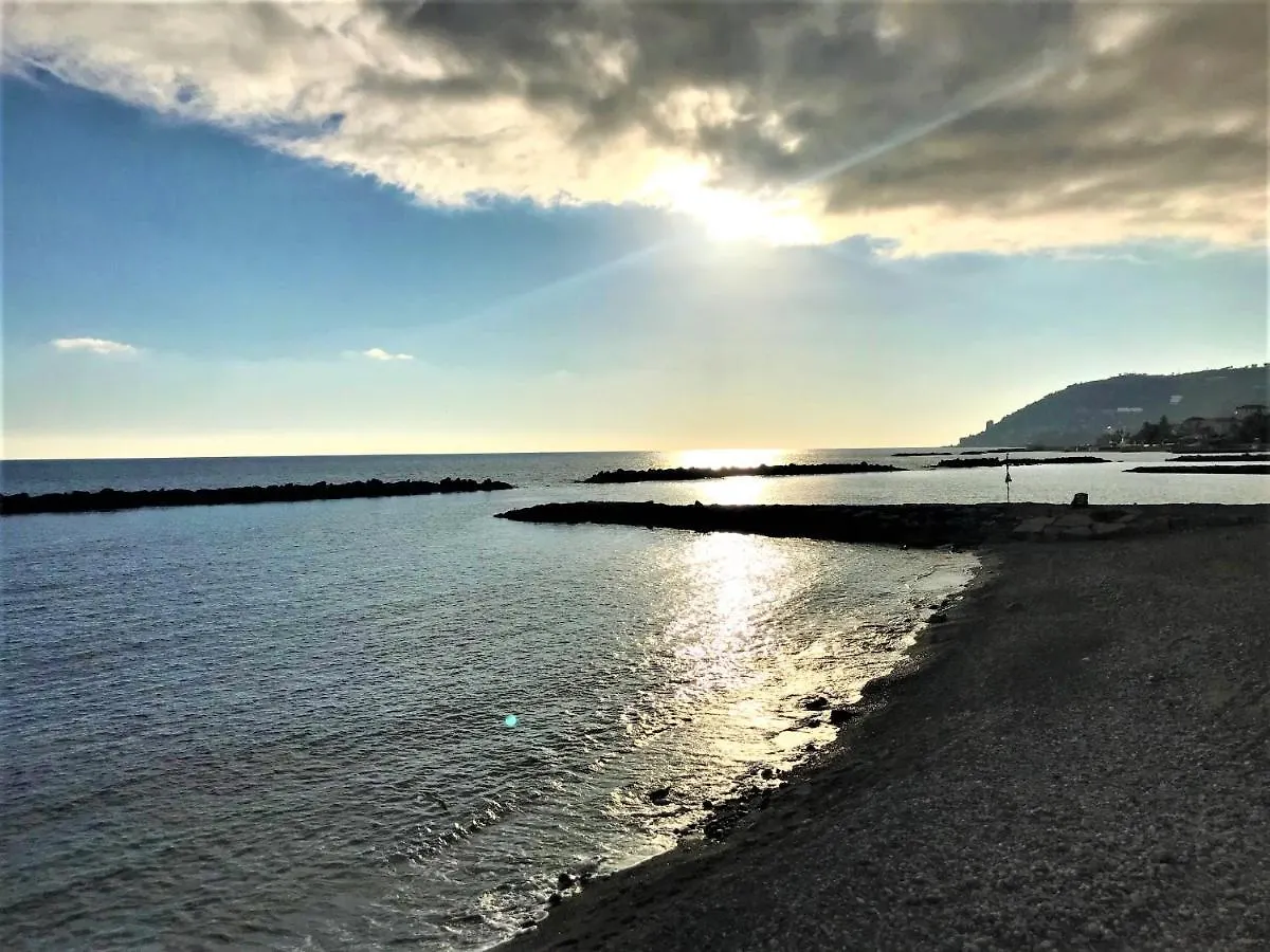 Ls-House Apartment - In The Heart Of Sanremo 0*,